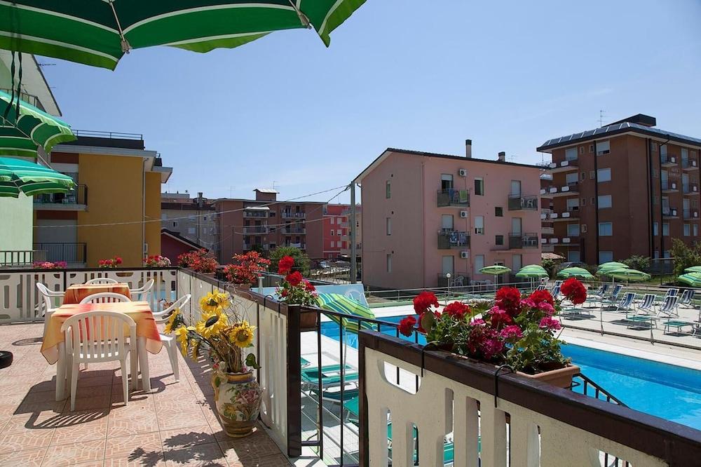 Hotel Vianello Lido di Jesolo Zewnętrze zdjęcie