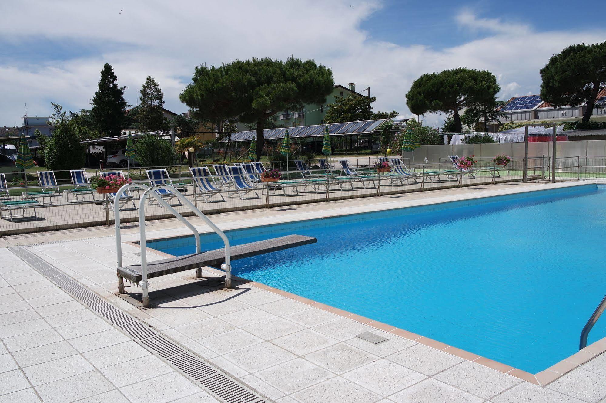 Hotel Vianello Lido di Jesolo Zewnętrze zdjęcie