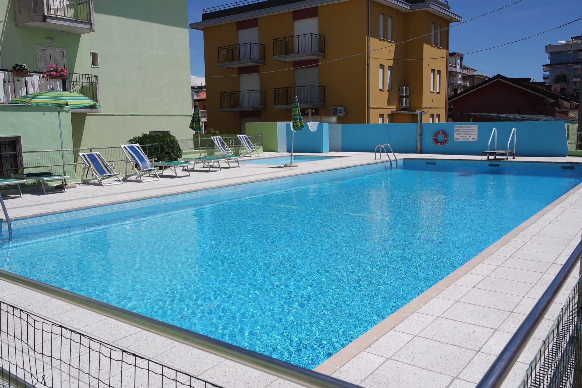 Hotel Vianello Lido di Jesolo Zewnętrze zdjęcie